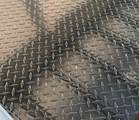 ��ͨ��ָ�뻨������
